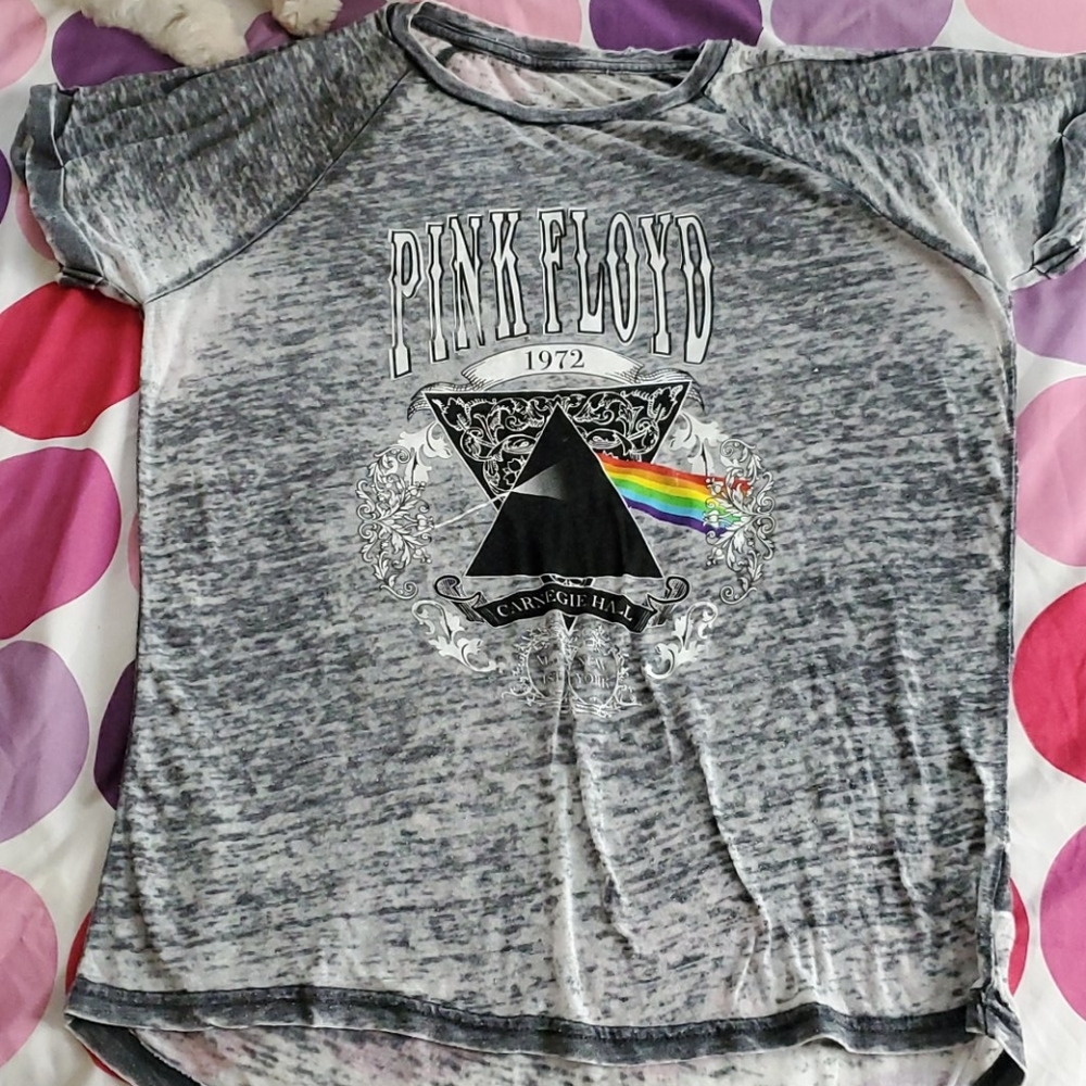 Pink Floyd t shirt size medium🔥🔥🔥